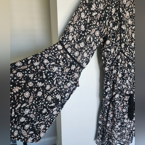 Revolve La Palma Dress by Amuse Society - Picture 12 of 16